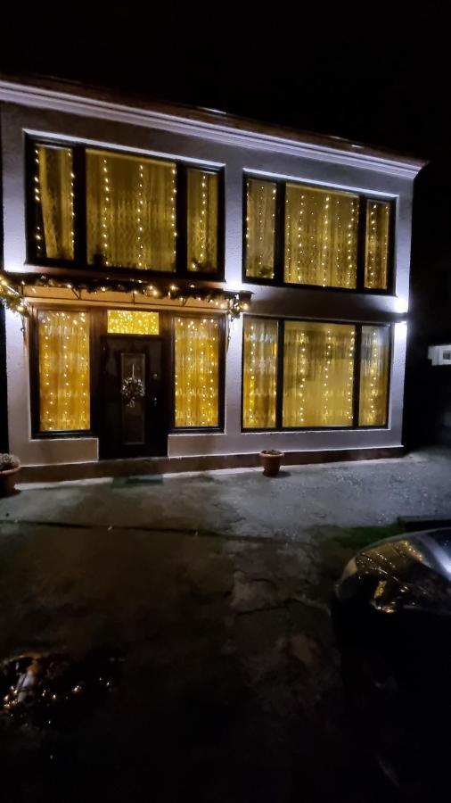 Гостевой Дом "Даниэлла" Hotel Gagra Luaran gambar